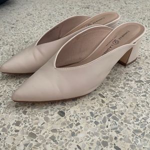 Chinese Laundry Mini Heels Closed Toe